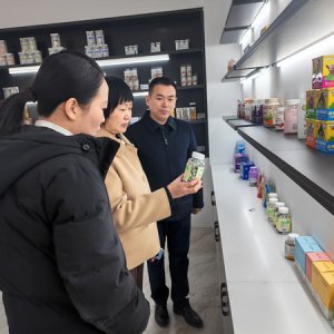史莉赴潁東區(qū)開展三走進(jìn)、三融入活動(dòng)